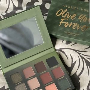 Violet voss/ olive you forever eyeshadpw pallet